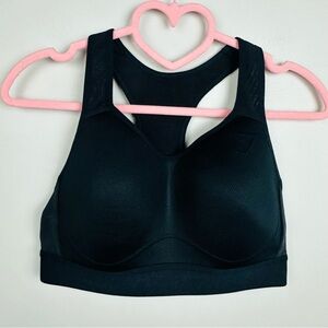 Gymshark Black NWOT Lightweight High support Racerback Sports Bra Size Medium